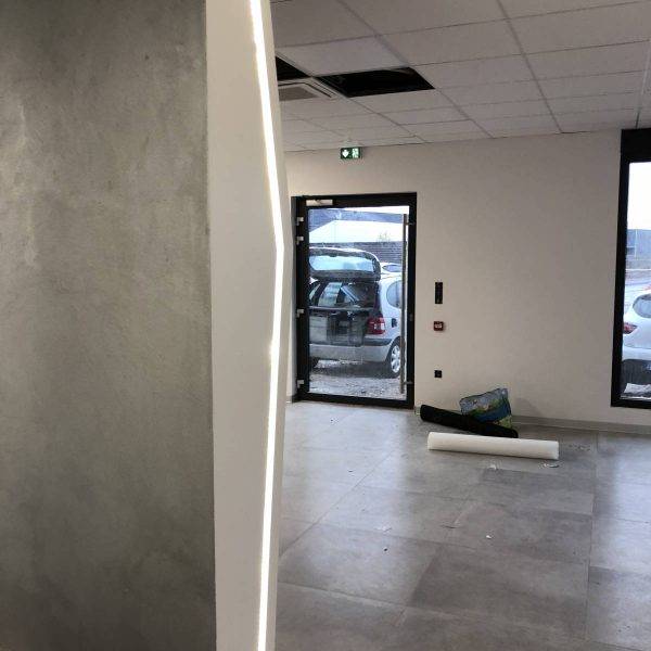 Construction de bureaux a Houssen : revetements mureaux, peinture stucco et papier peint Sélestat 2